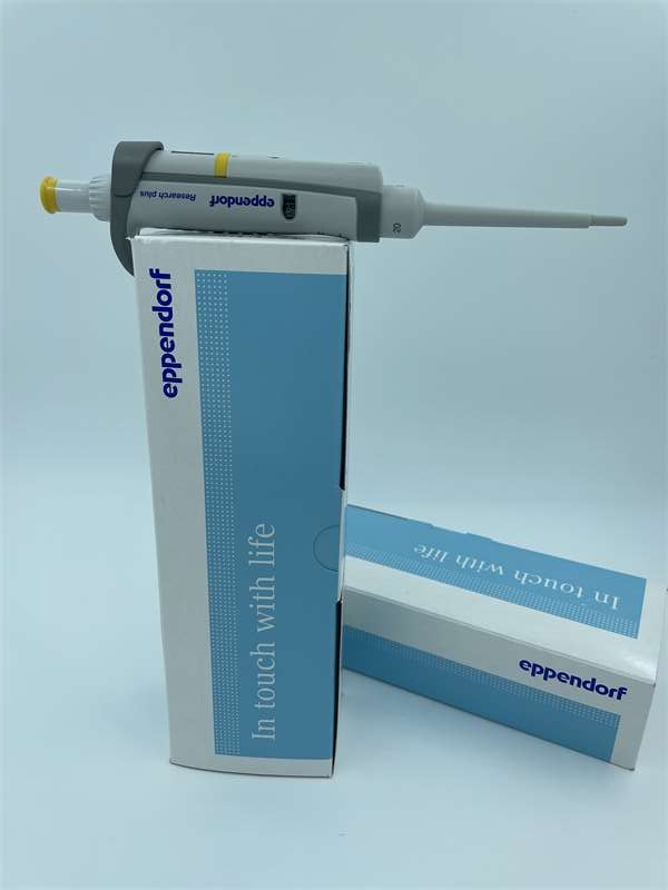 Eppendorf Research? plus 基本型 單道, 可調(diào)量程 100 – 1,000 μL, 藍(lán)色 不帶 epT.I.P.S.? Box